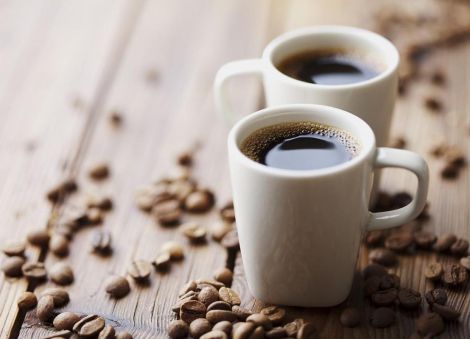 Кава може позбавити від шуму у вухах